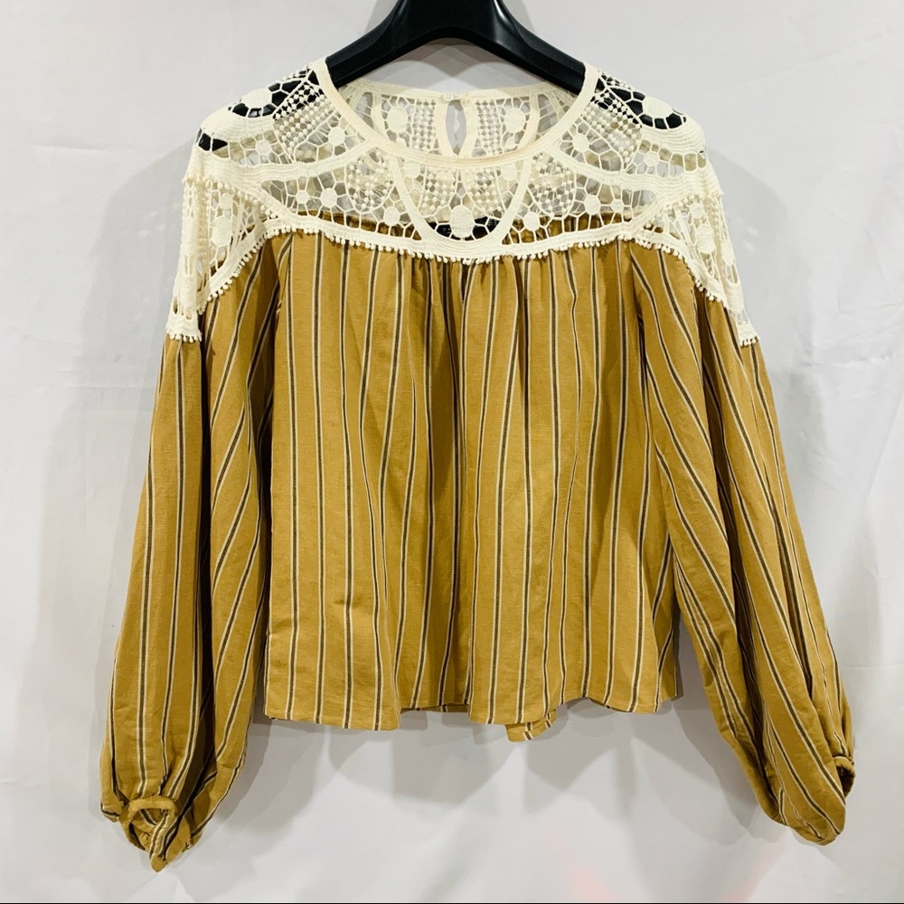 ZARA Women’s Long-sleeves Top Sz. XS